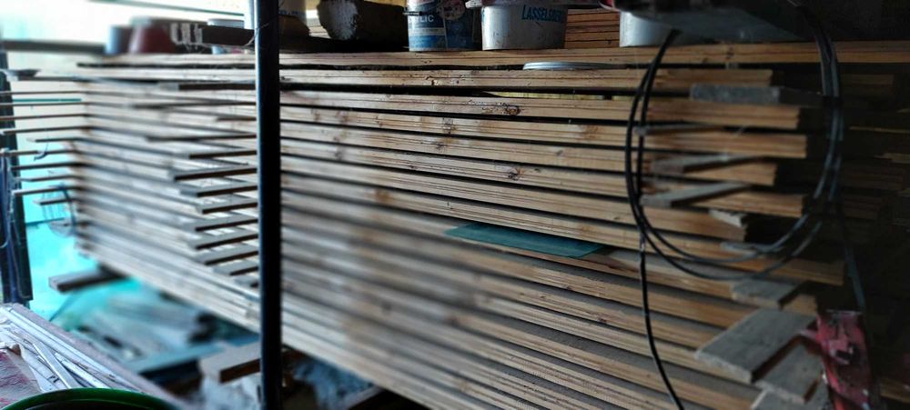 Scândură (frizuri)