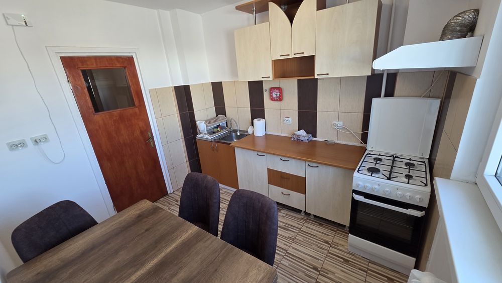 De inchiriat apartament 2 camere