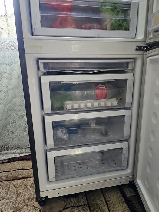 Продается холодильник