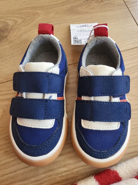 Бебешки обувки Zara - чисто нови