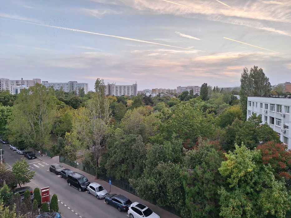 Penthouse - ultimele doua niveluri ale unui bloc langa parcul Titanii