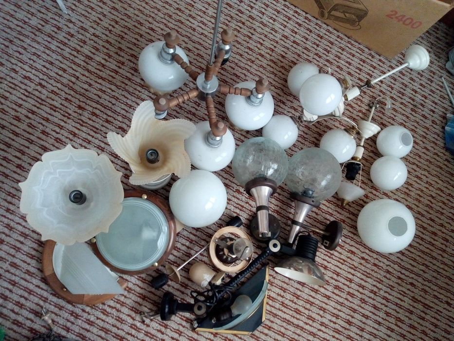 Улични за осветление на вътрешни и външни помещения ицата и згради