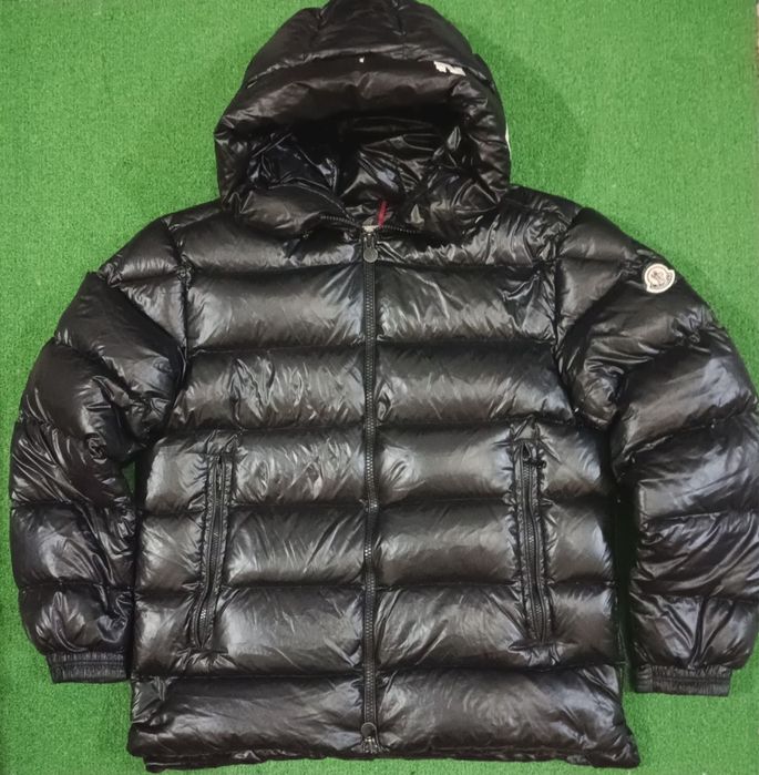 Moncler Maya Jacket - Marimea 2 (M) - Neagră - Predare Personală București