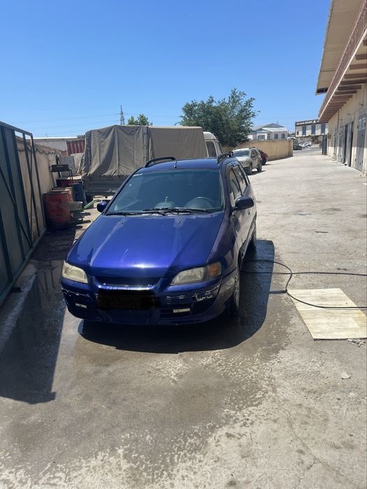 Mitsubishi space  star 2003г