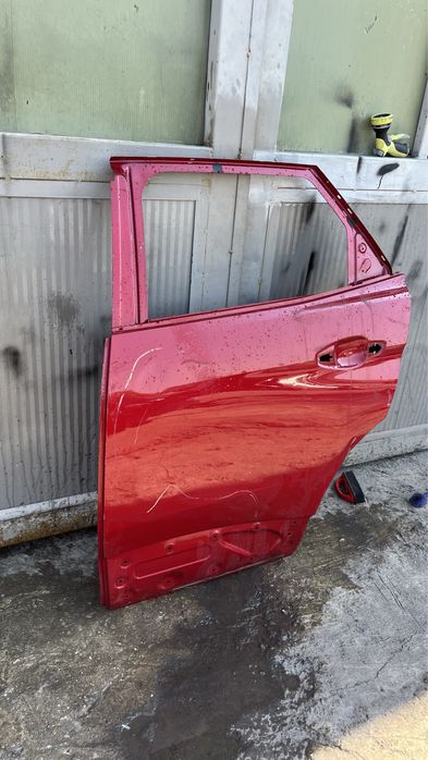 3 бр. задна лява и 2 бр. задна дясна врата Peugeot 3008 2 (2016-2019)