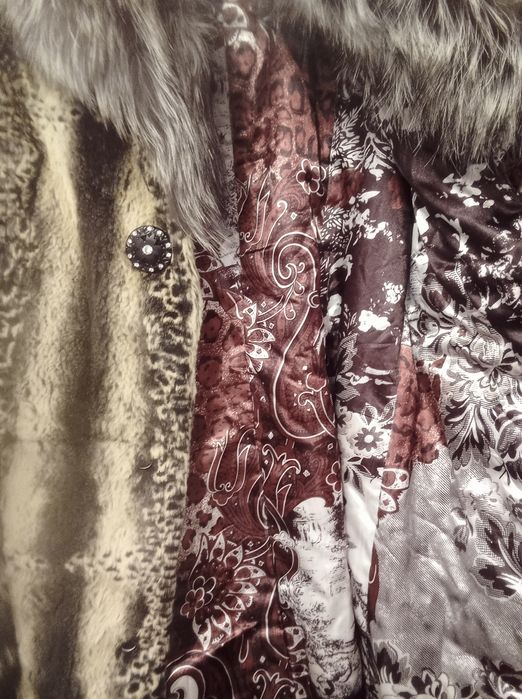 Шуба срочно продам!