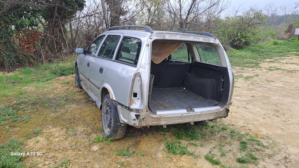 Продавам Опел Астра Г/Opel Astra G 1.7 DTI  на -части.