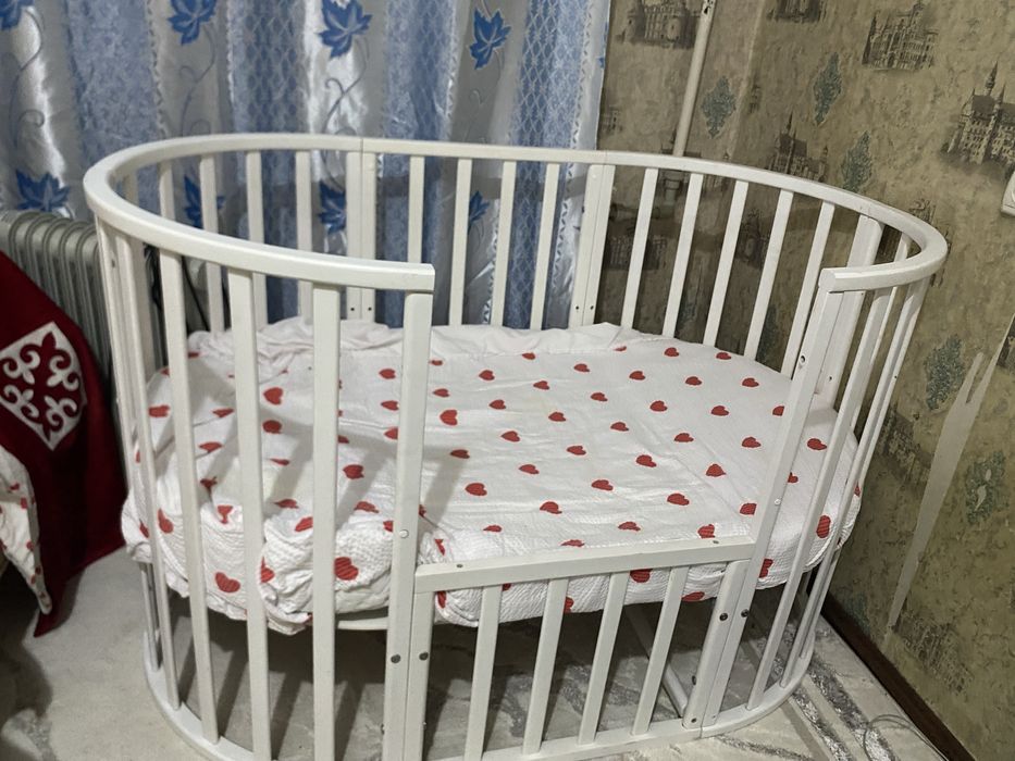 Детская кровать б/у