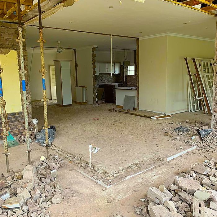 Демонтажные работы снос стен перегородок построек