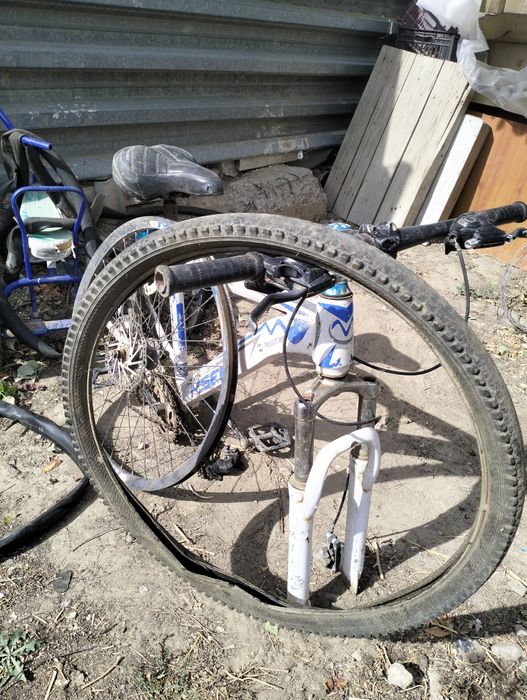 Продам велосипед на запчасти