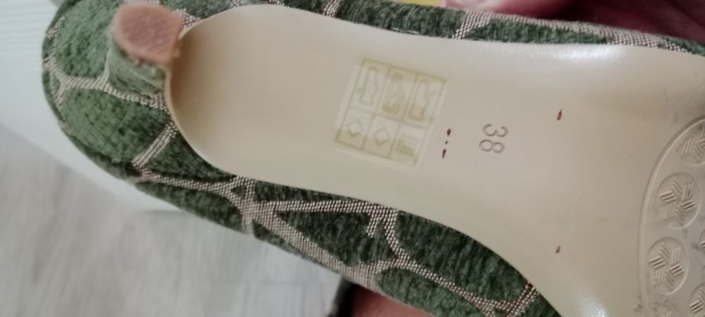 Любые туфли за 500  р 36. 38.39