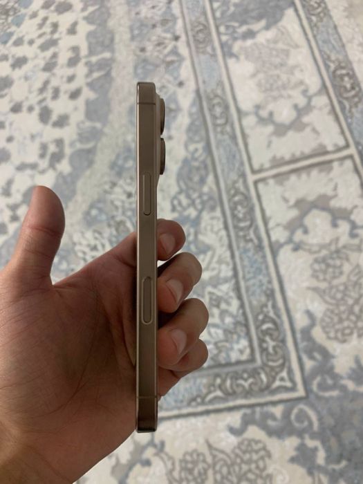 Срочно продаётся телефон 16 Pro Desert Titanium