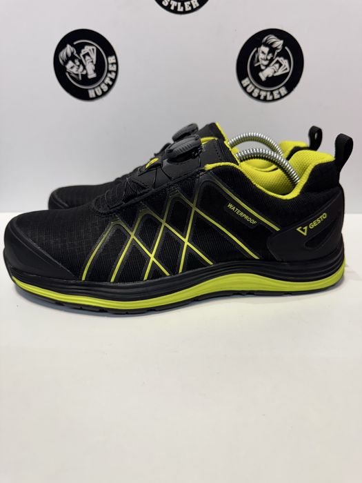 Работни обувки с метално бомбе GESTO WATERPROOF .Номер 40