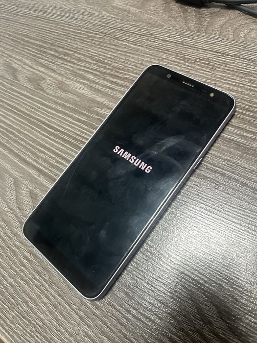 Продам Samsung Galaxy J8