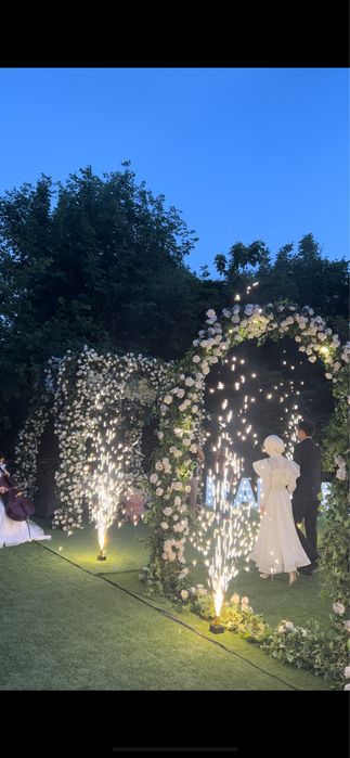 Холодные фонтаны, Фейерверки  (дополнение к празднику)