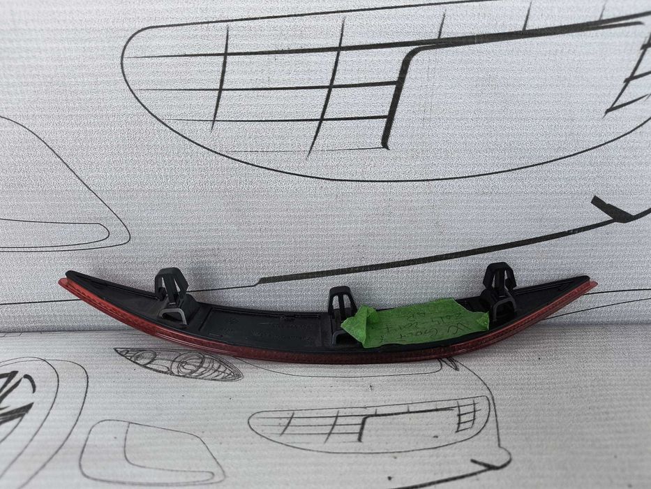 Stop / Catadioptru / Ochi de Pisică Bară Spate Dreapta VW Golf VII Variant 2016 / 2013-2019 Cod OEM 5G9945106 (5C2)