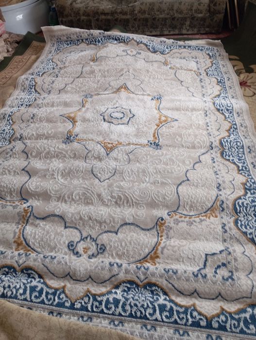 Ковёр,кілем тараз