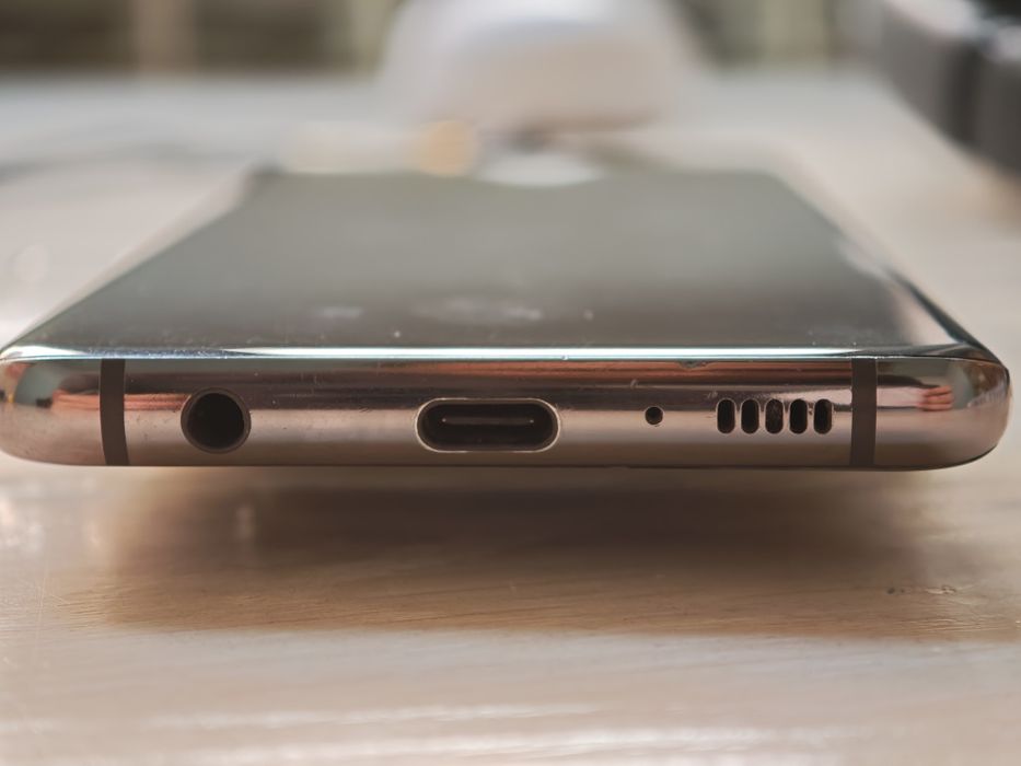 Samsung s10 8/128