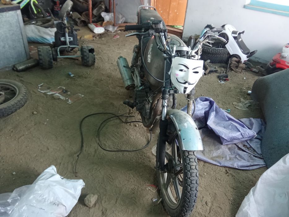 Мото рейсер 250 кубов на хаду.