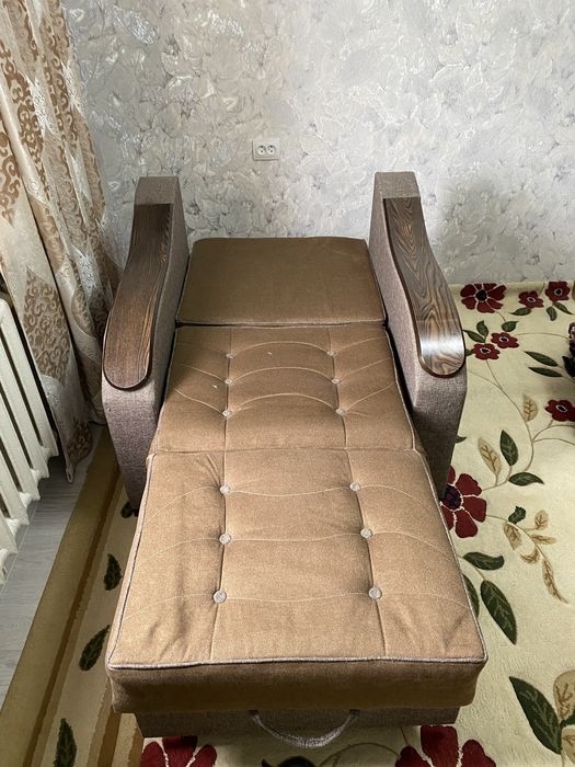 Kreslo sotiladi srochiy !!! Кресло , диван новы