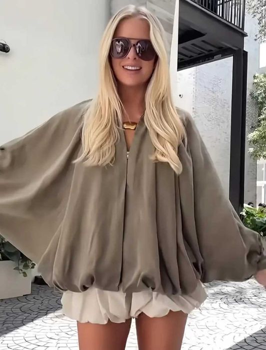 Яке с широки ръкави