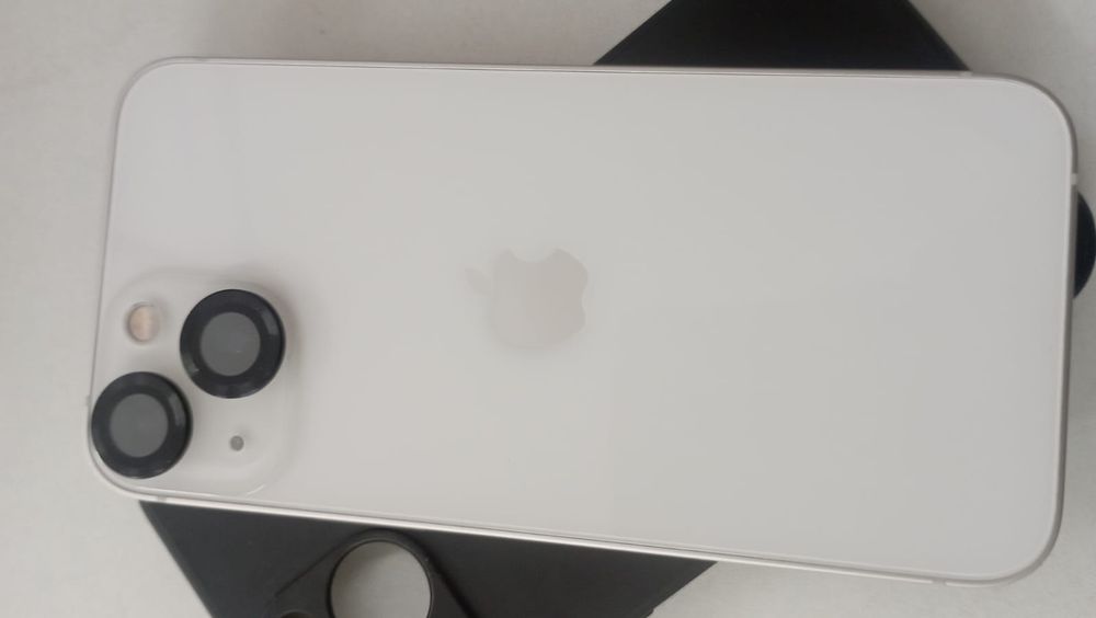 iPhone 13 mini в идеальном состояние