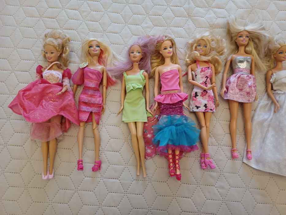 Păpuși Barbie originale