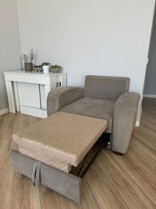 Продаю кресло мягкое