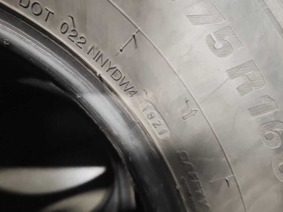 4бр.зимни гуми 225/75/16C Kumho