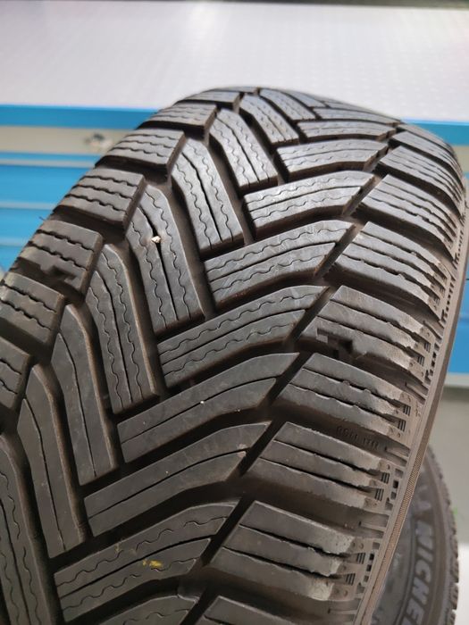 2 бр зимни 205/55/16 Michelin Дот 23г