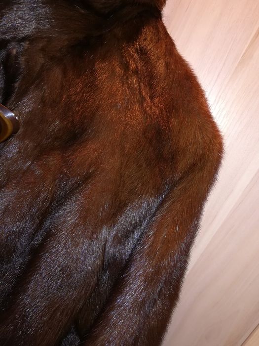 Шуба норковая!!!