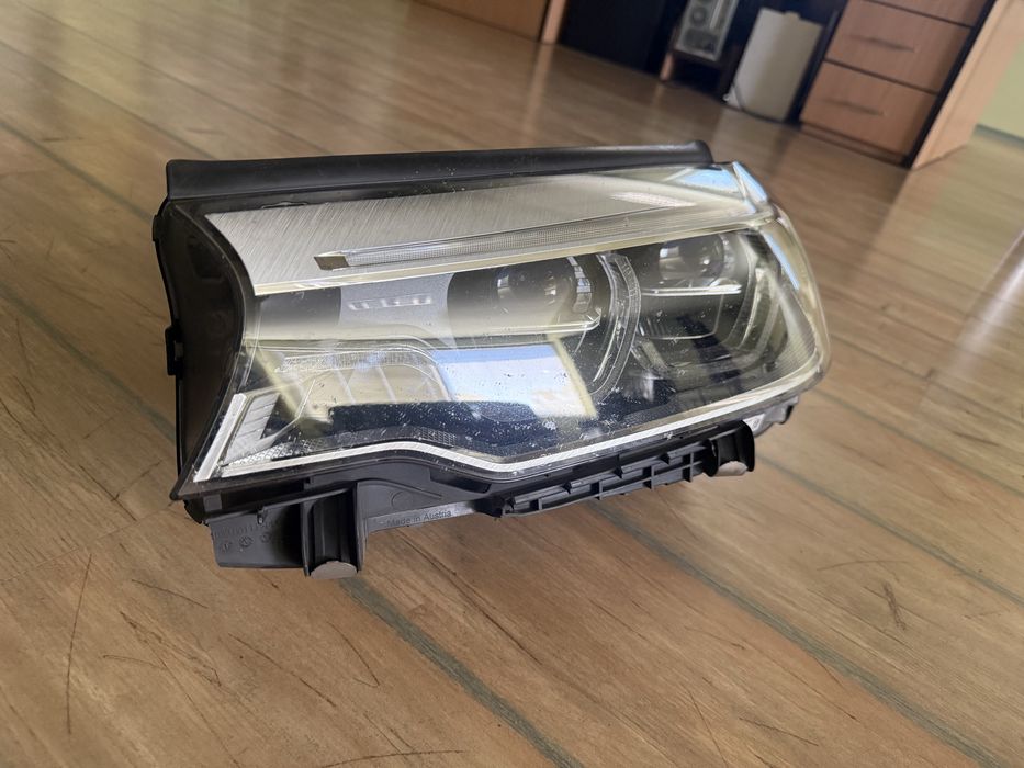 Ляв фар за Bmw G30 G31 Full Led Adaptive напълно оборудван