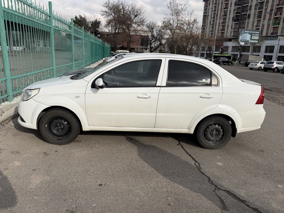 Nexia 3   2020 2 pozitsa sotiladi