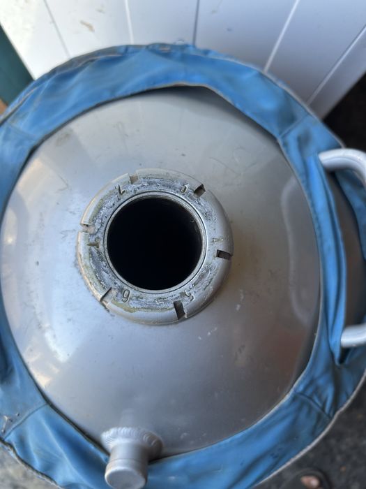 Продаю дьюар для жидкого азота