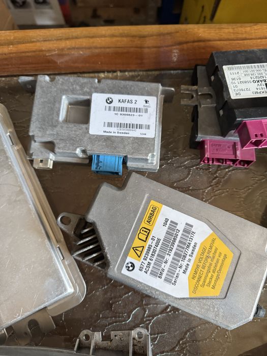 Модули за бмв ф10 ф11 феис