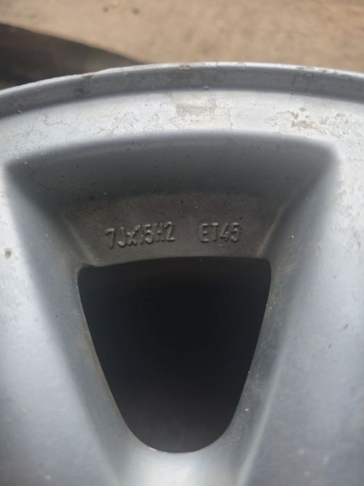 Продам диски R15.  R16