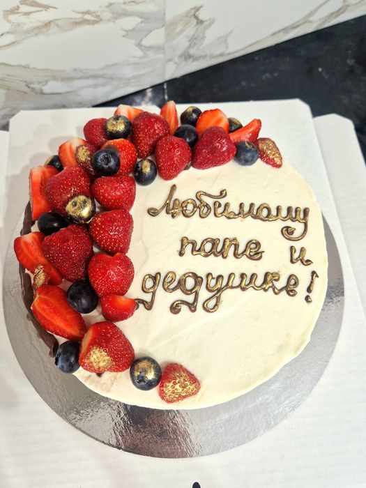 Торты, пирожные десерты