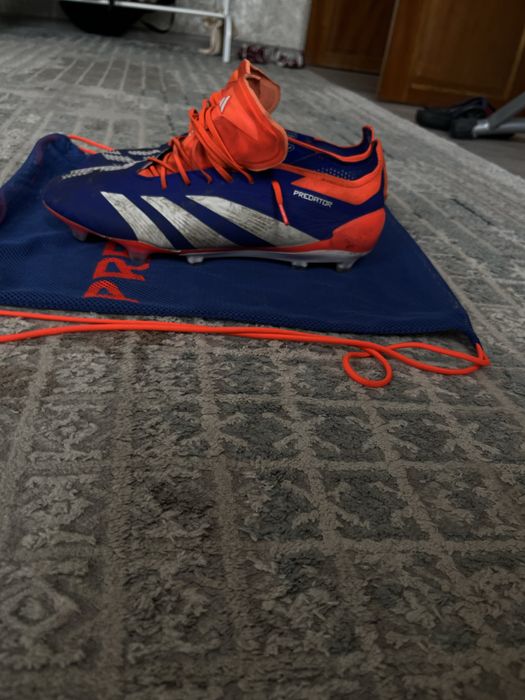 Бутсы адидас предатор