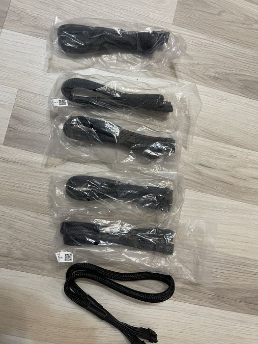 Cablu PCIe Gen 5 12+4 pin 12VHPWR 600W