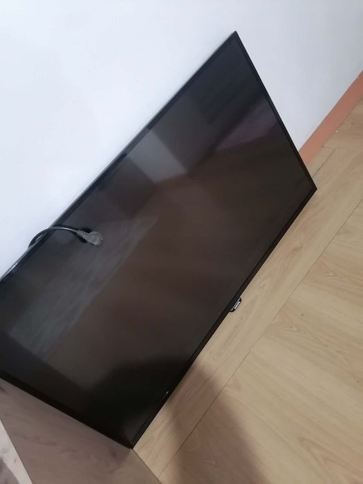 Телевизор PHİLİPS 43 инча