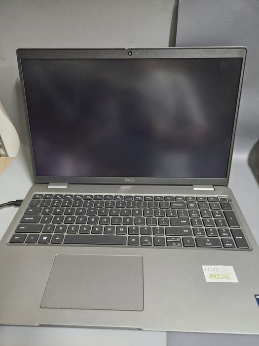Laptop Dell Latitude 5540