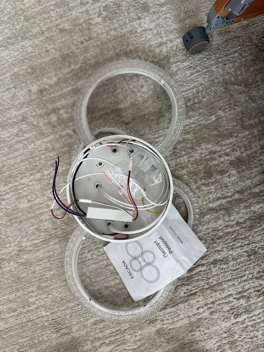 Продам новую люсту!!!