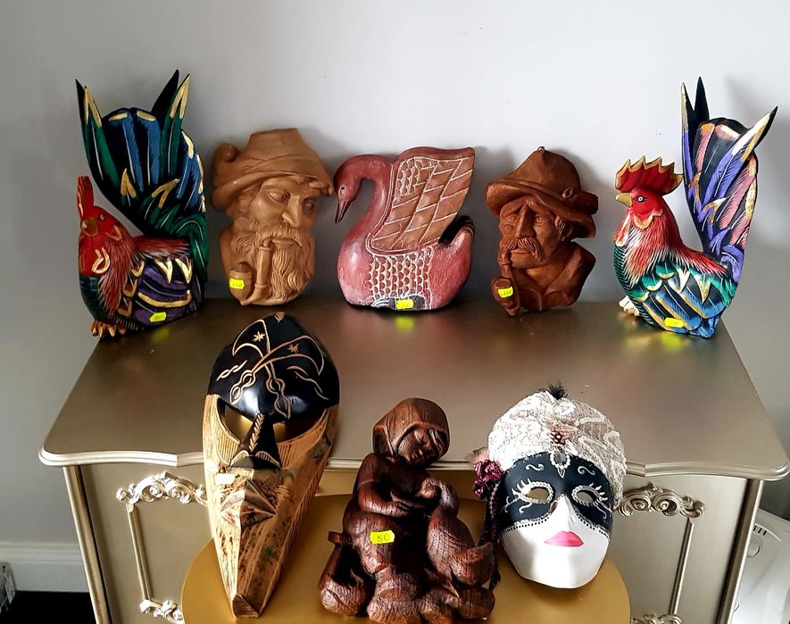 Statuetă veche din lemn exotic