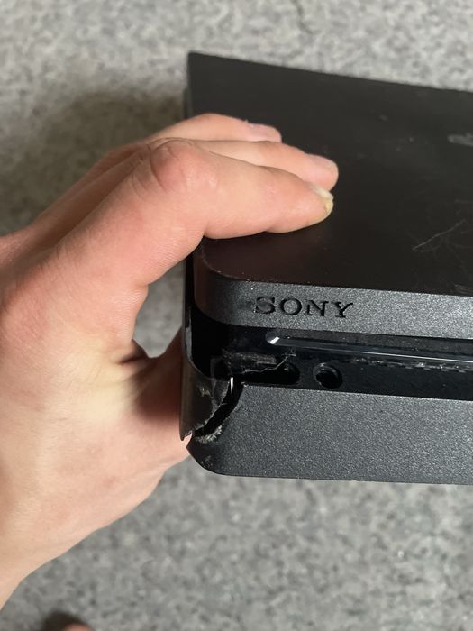 Ps4 slim