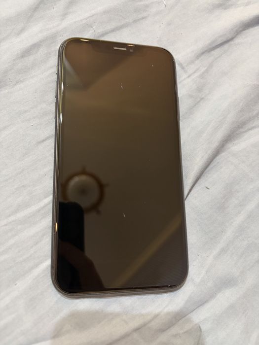 iPhone 11 память 64гб