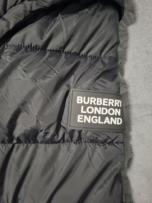 Geaca Burberry neagra