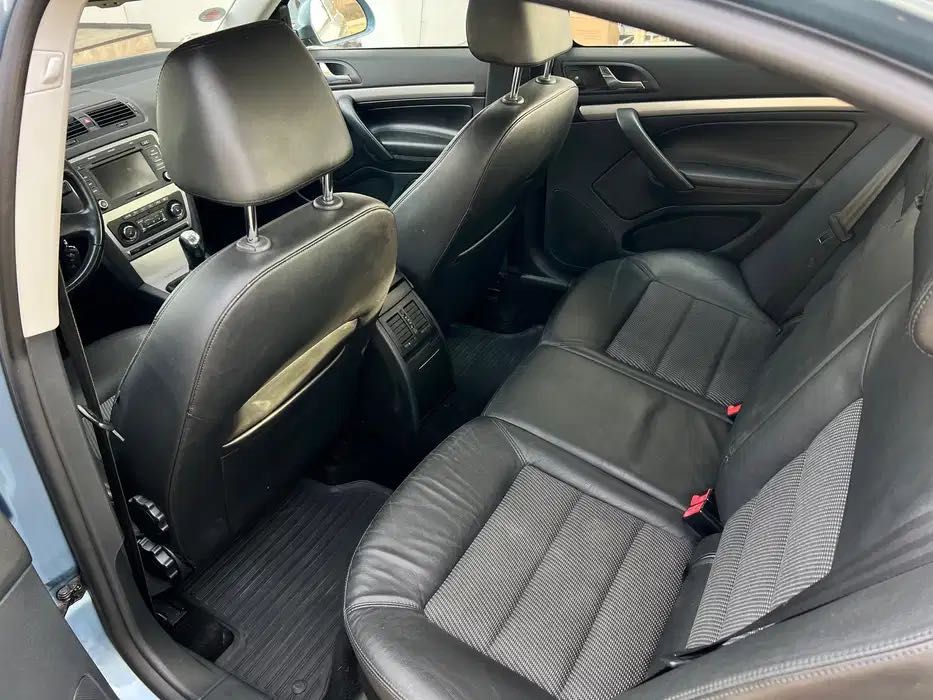 Vand Skoda Octavia 2, motor 1.6 diesel, an 2010