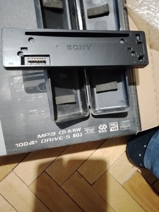 Casetofon Sony CDX -S 2250