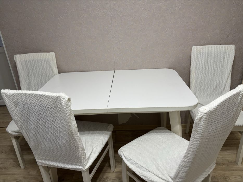 Продам стол со стульями