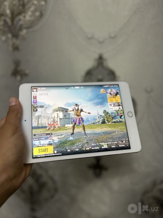 IPad mini 4  93 yonks 128gb